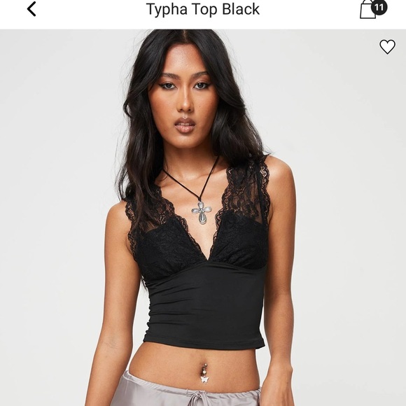 Princess Polly - Picture 2 of 2